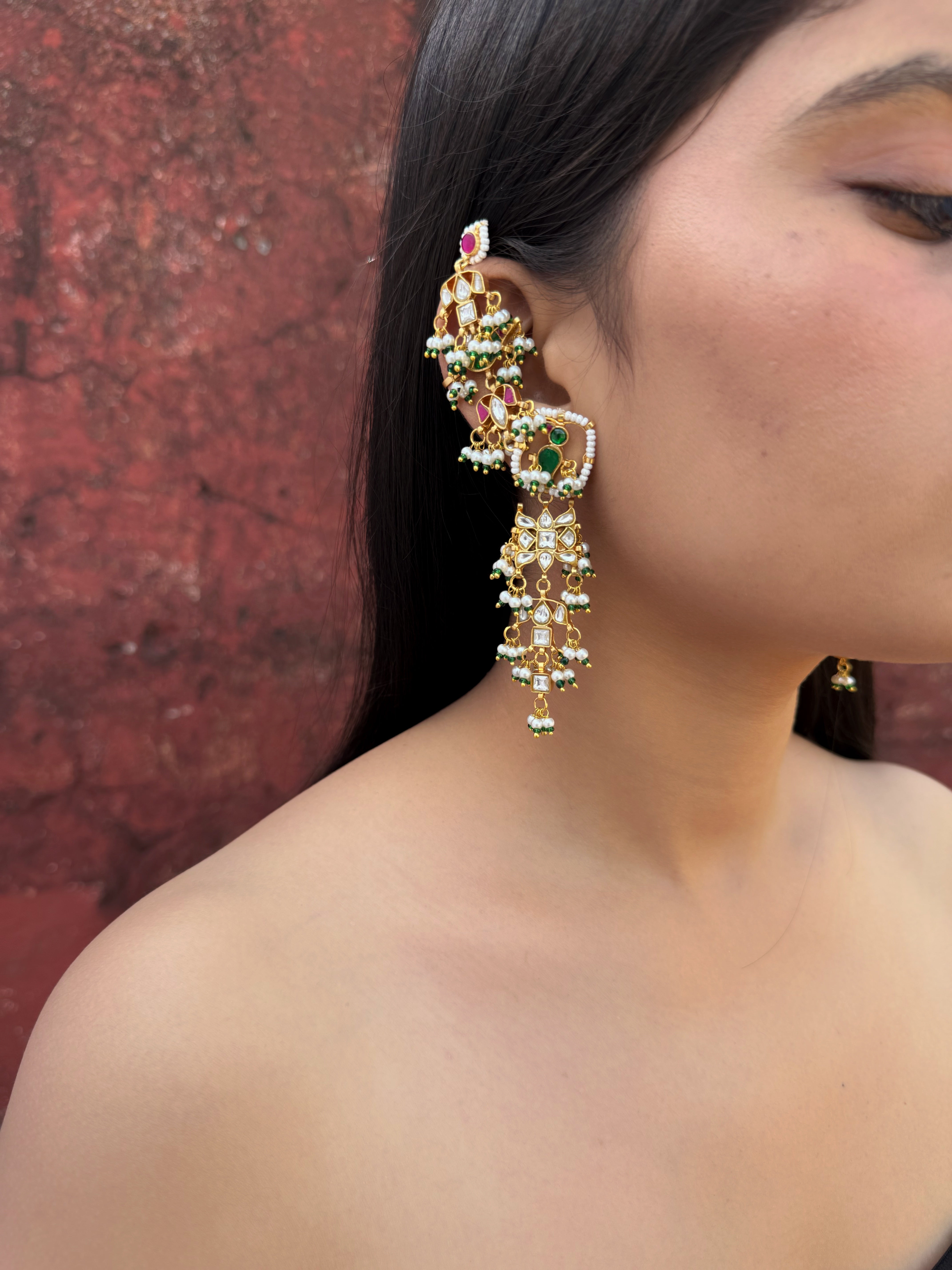 NARGIS KUNDAN EARCUFFS CHANDBALI