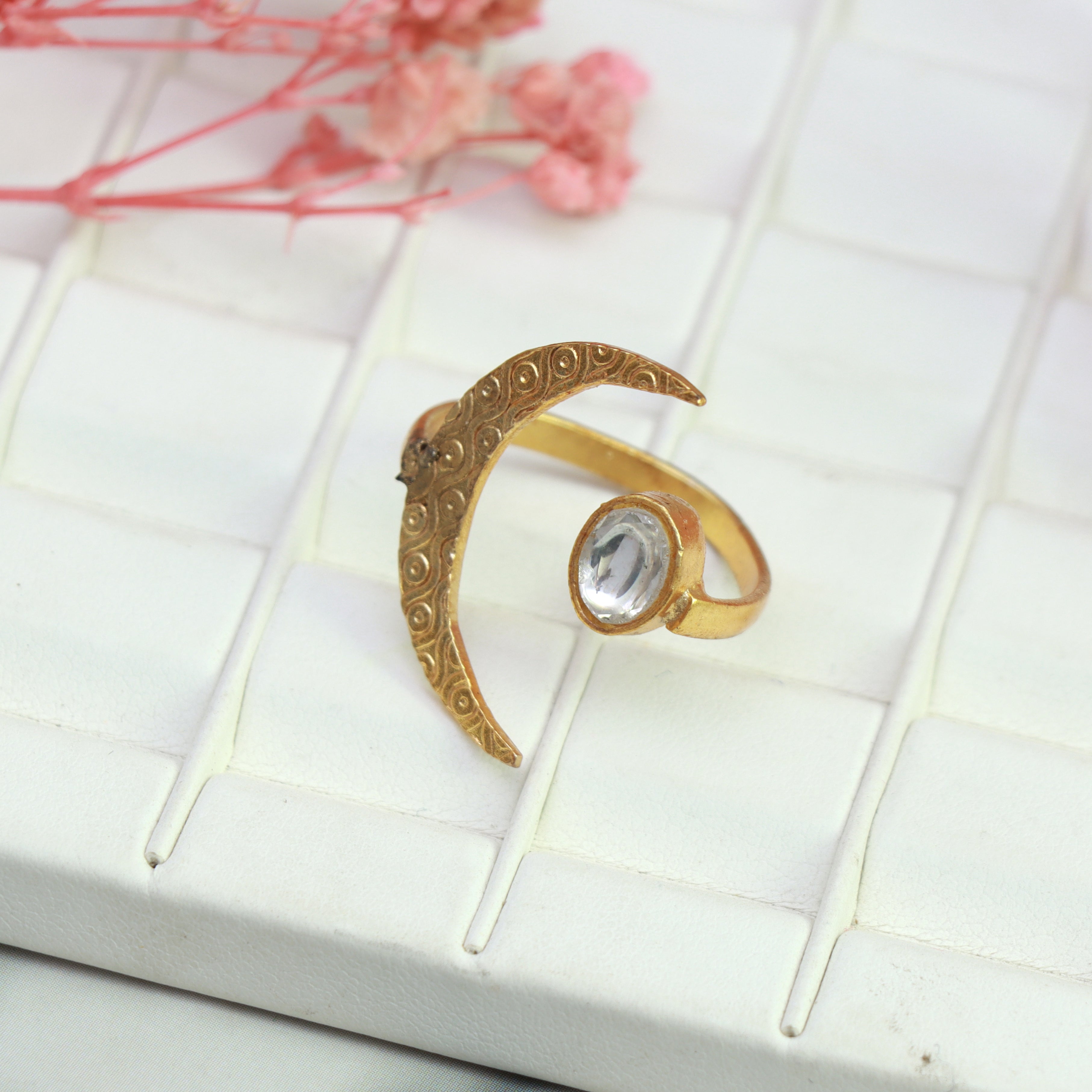 Lunar Glow Crescent Ring - Dropdeadgorgeous