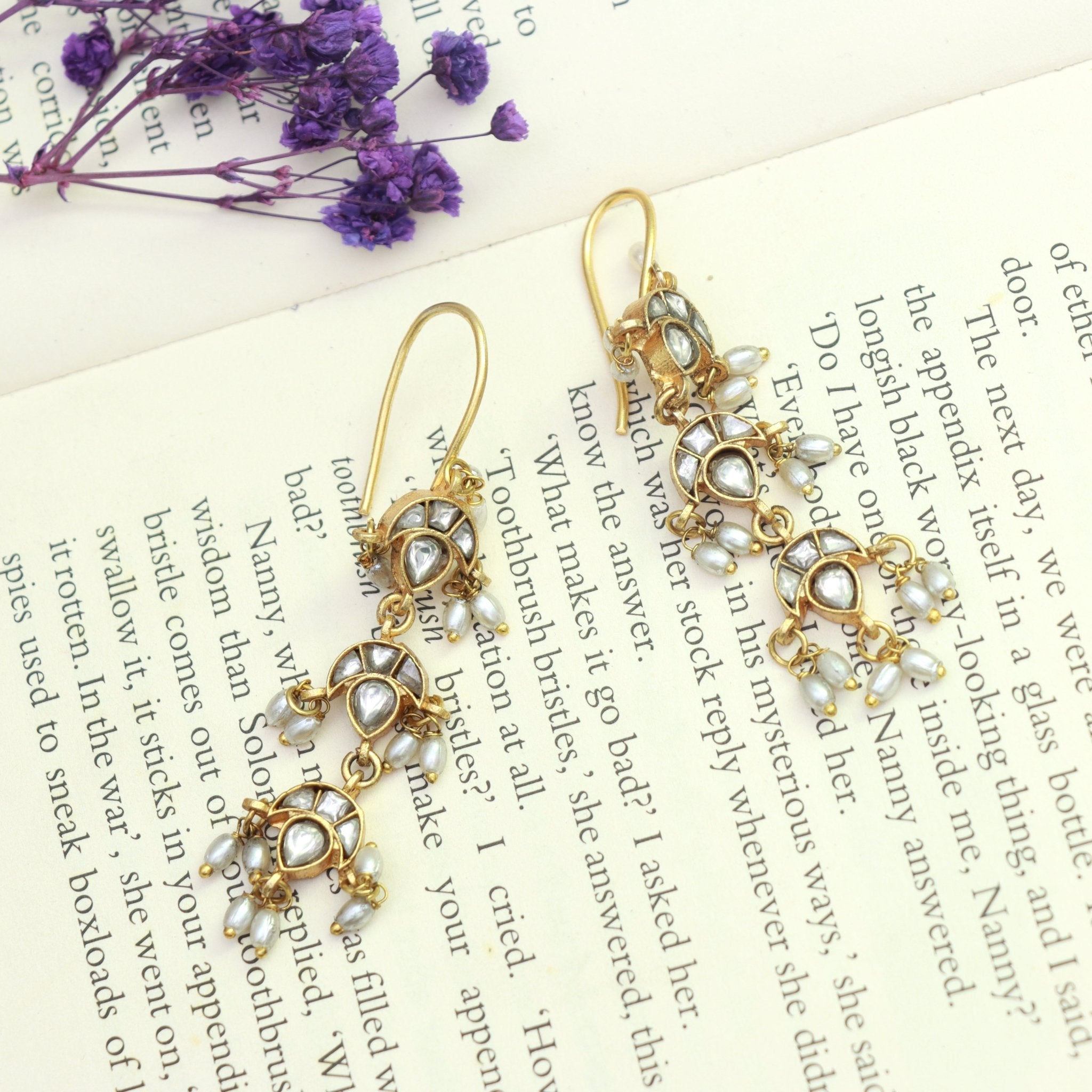 Kundan Pearl Cascade Earrings - Dropdeadgorgeous