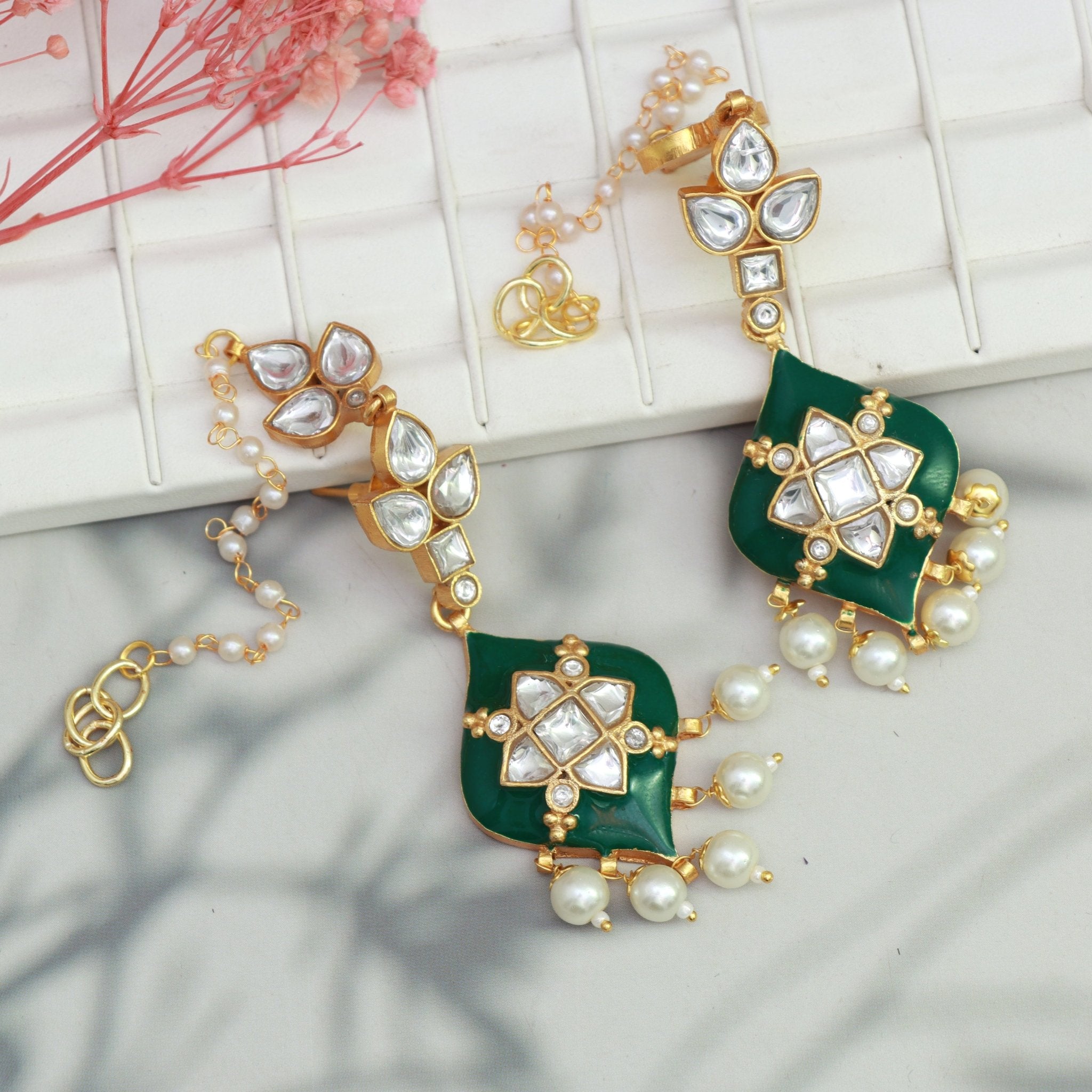 Emerald Kundan Passa Earrings - Dropdeadgorgeous